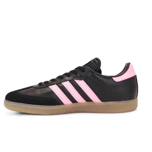 Adidas Unisex Black and Pink Samba Messi JP7845 - Picture 1 of 9